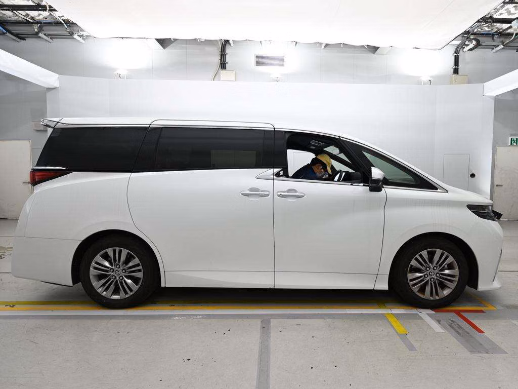 TOYOTA ALPHARD