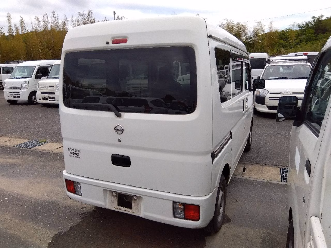 NISSAN NV100 CLIPPER