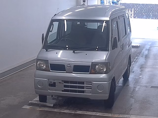 NISSAN CLIPPER