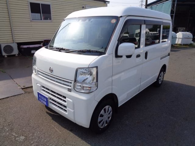 NISSAN NV100 CLIPPER