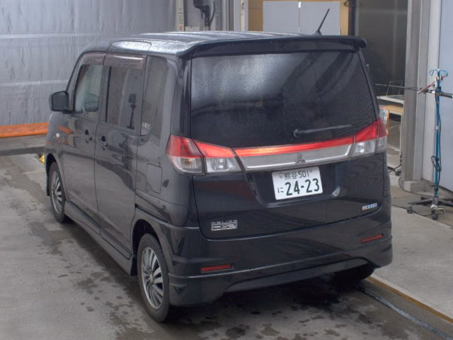 MITSUBISHI DELICA D:2