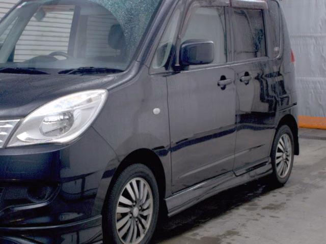 MITSUBISHI DELICA D:2