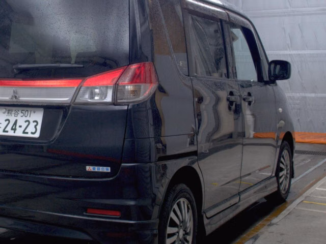 MITSUBISHI DELICA D:2