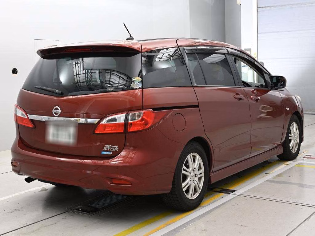NISSAN LAFESTA