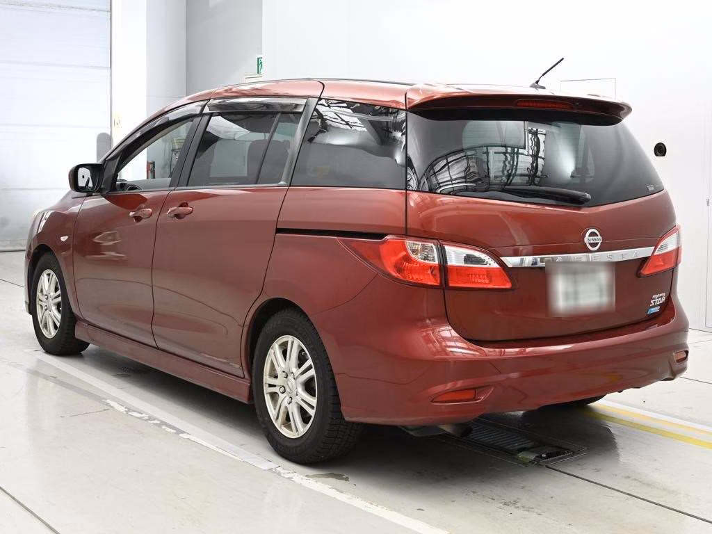 NISSAN LAFESTA