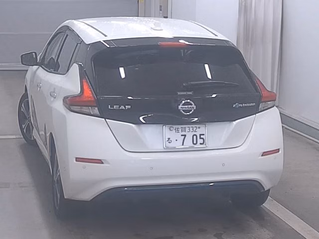NISSAN LEAF