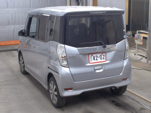 MITSUBISHI EK SPACE