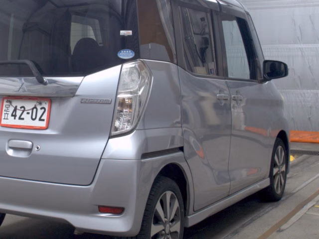 MITSUBISHI EK SPACE