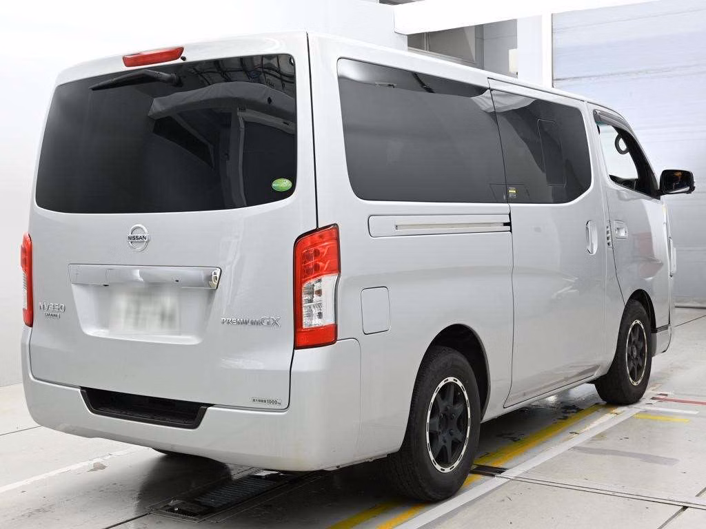 NISSAN NV350 CARAVAN