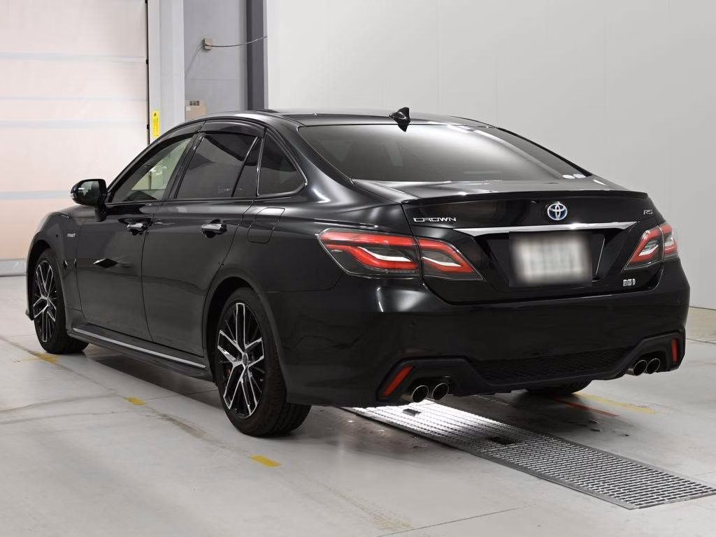 TOYOTA CROWN