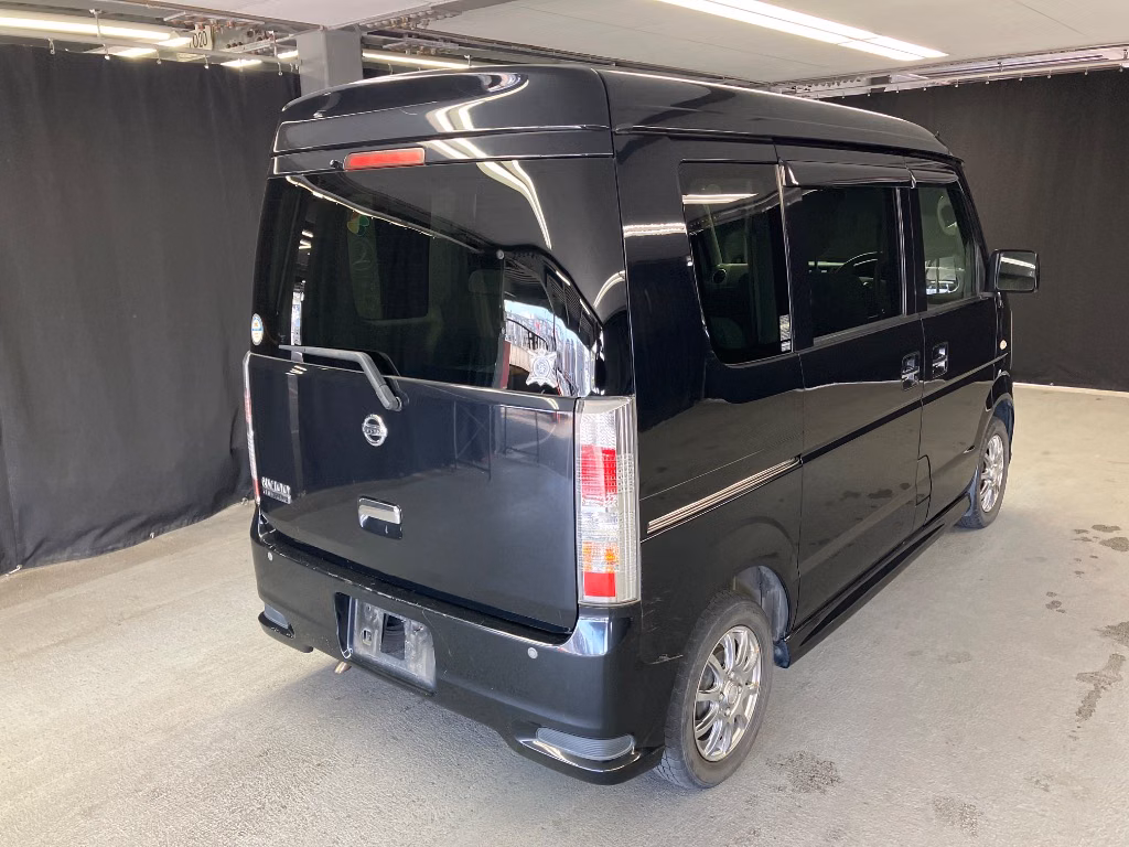 NISSAN NV100 CLIPPER