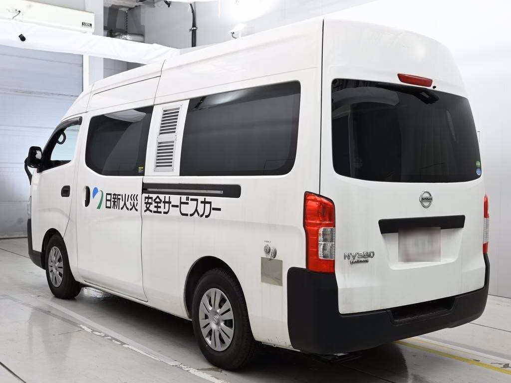 NISSAN NV350 CARAVAN