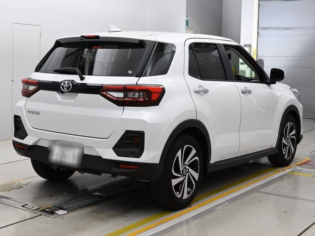 TOYOTA RAIZE