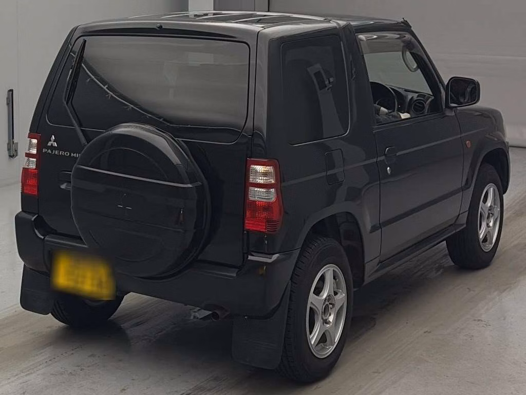 MITSUBISHI PAJERO MINI