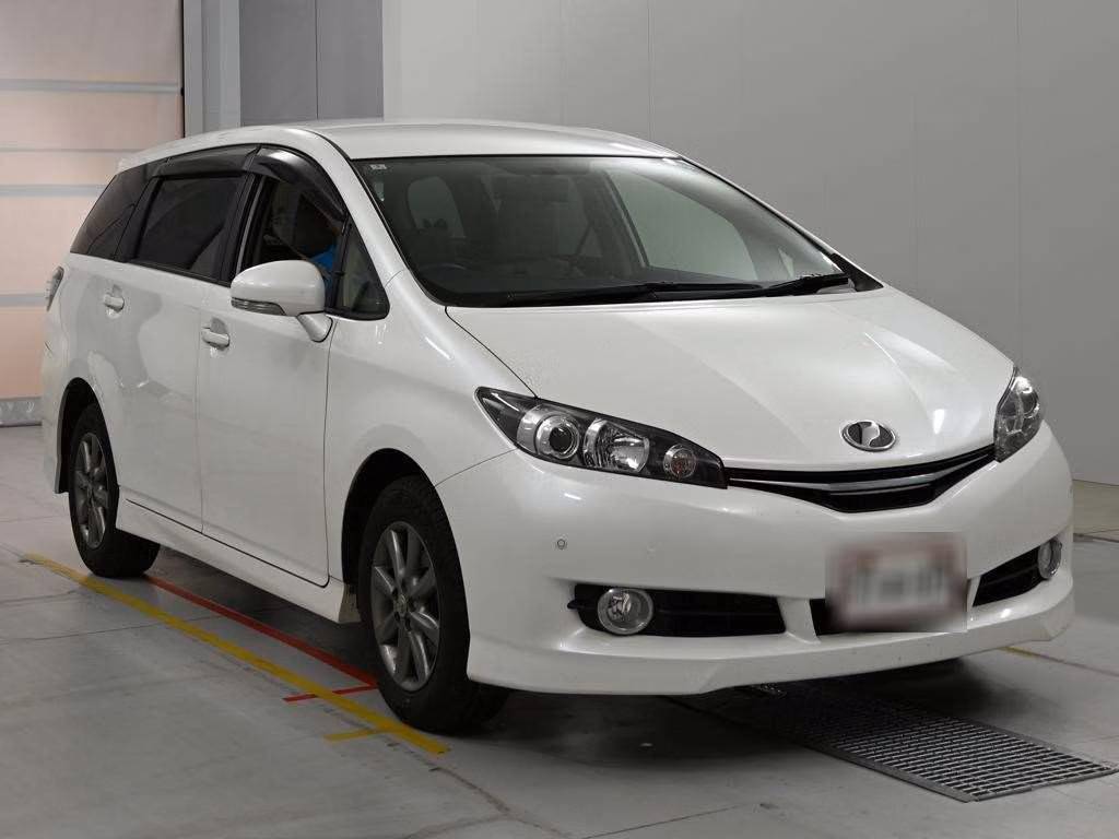 TOYOTA WISH