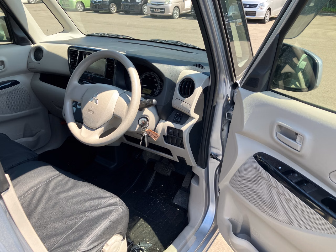 MITSUBISHI EK SPACE