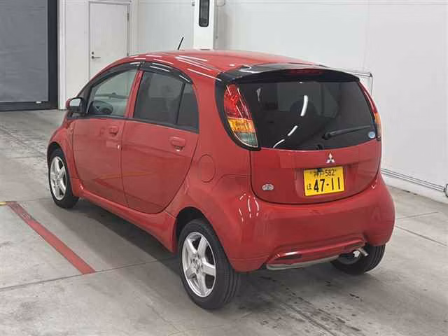 MITSUBISHI I