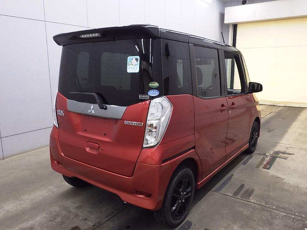 MITSUBISHI EK SPACE