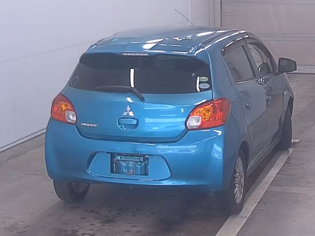 MITSUBISHI MIRAGE