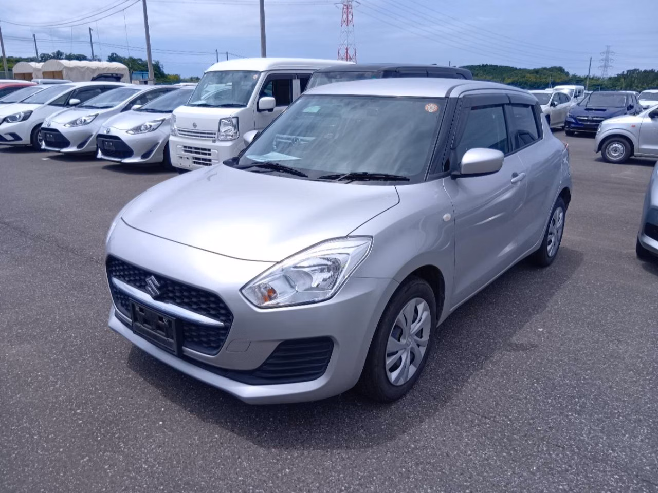 SUZUKI SWIFT