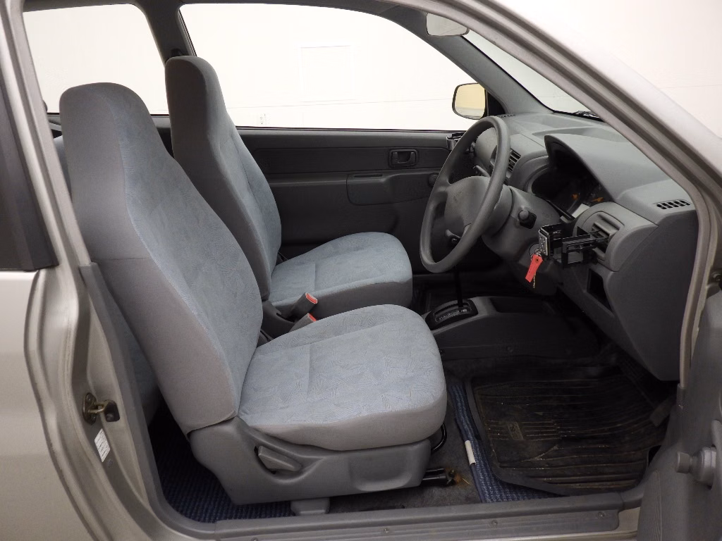 MITSUBISHI MINICA