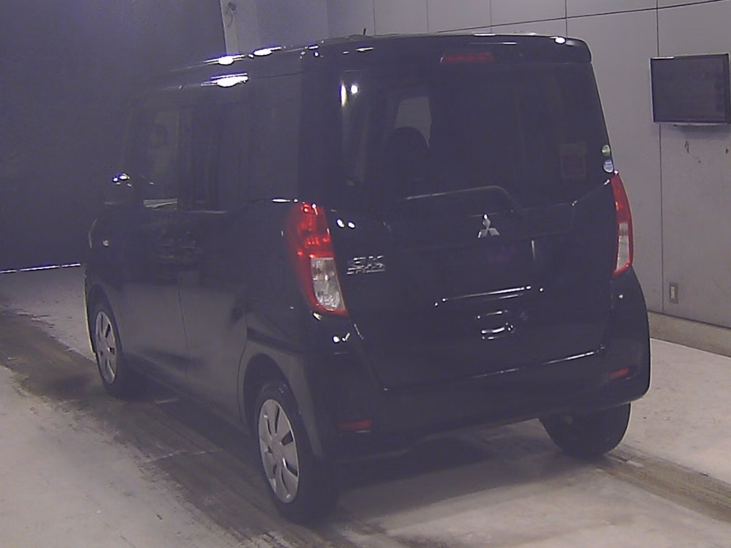 MITSUBISHI EK SPACE