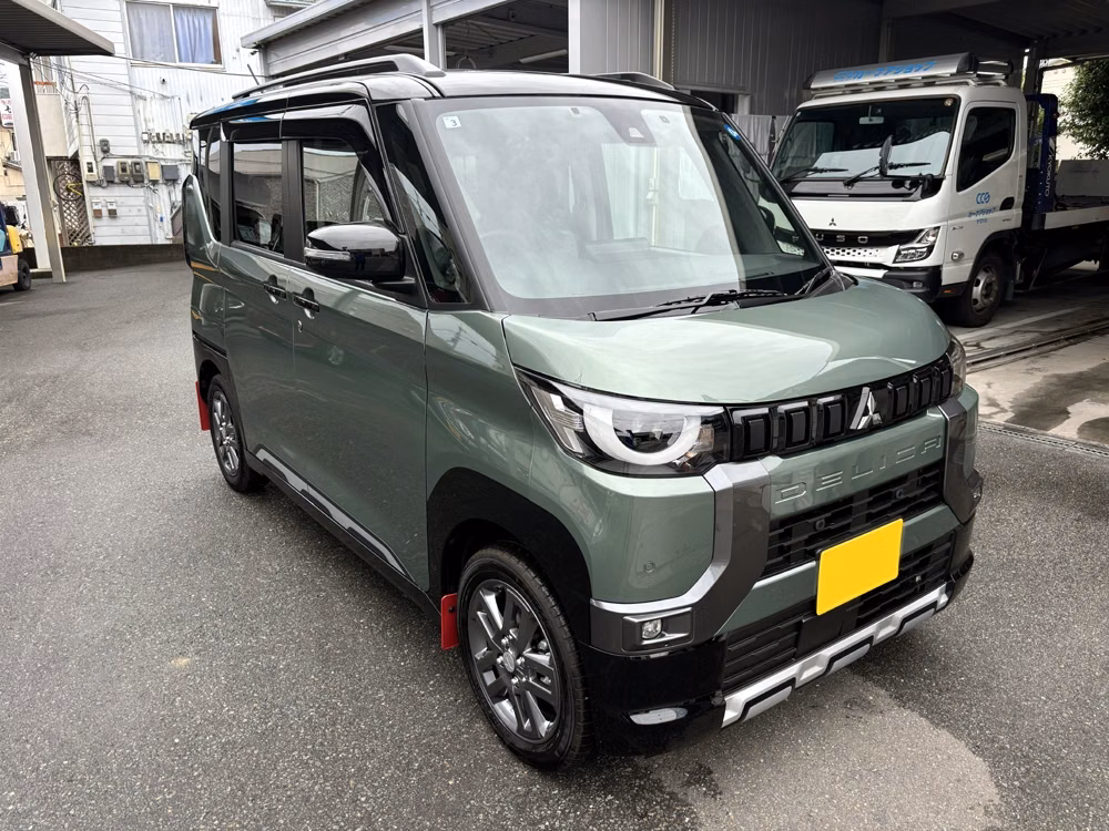 MITSUBISHI DELICA MINI