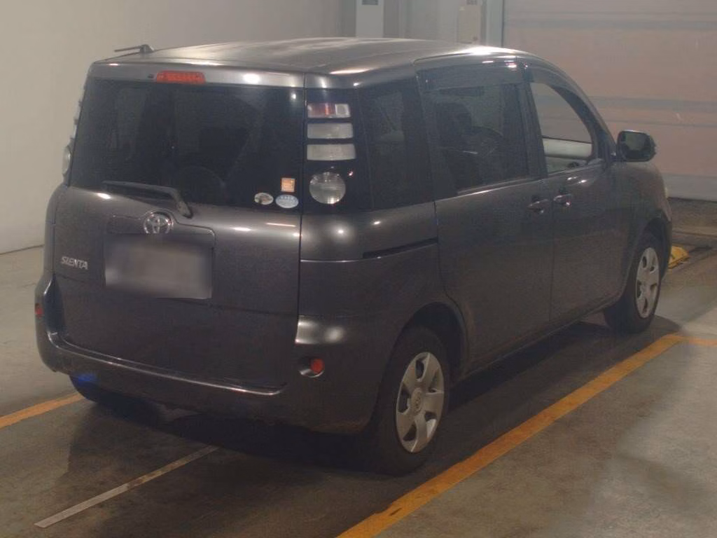 TOYOTA SIENTA