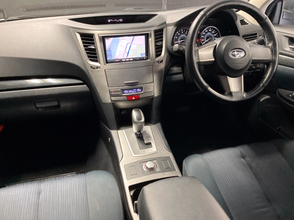 SUBARU LEGACY
