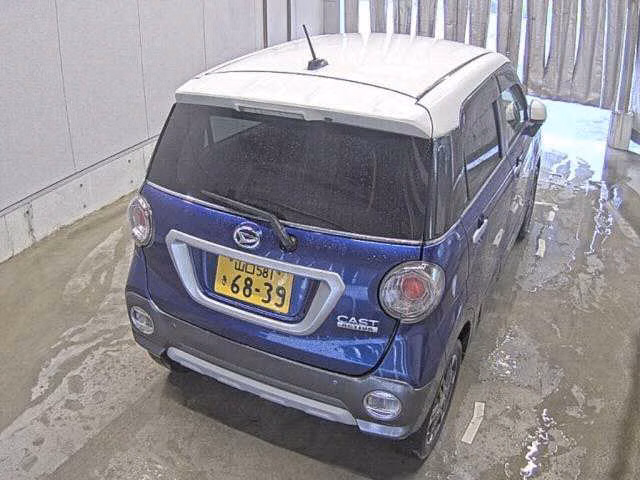 DAIHATSU CAST