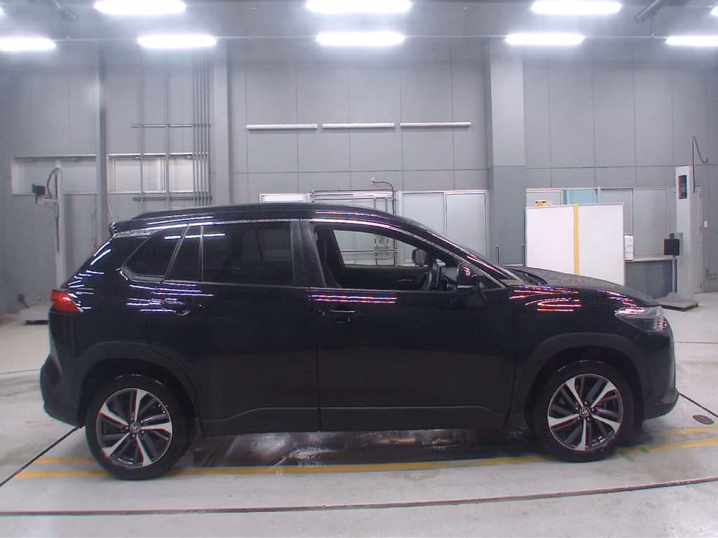 TOYOTA COROLLA CROSS