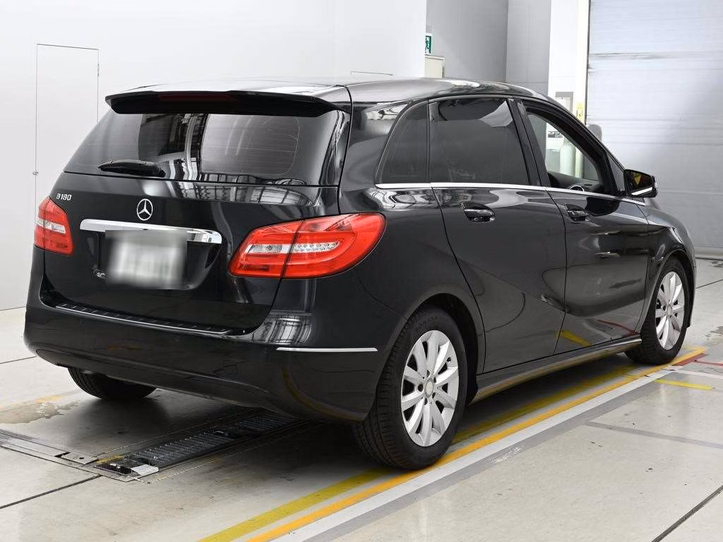 MERCEDES-BENZ B-CLASS