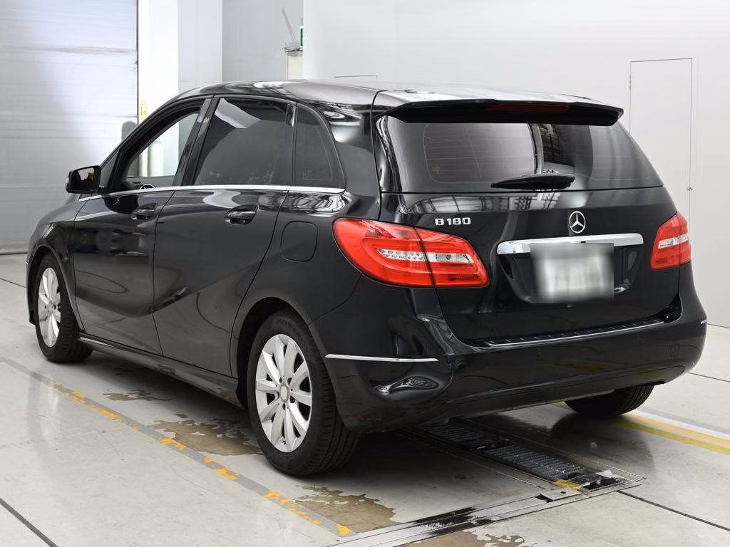 MERCEDES-BENZ B-CLASS