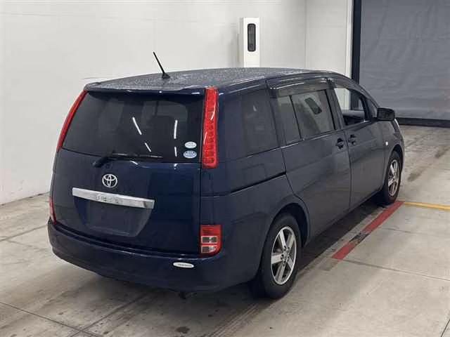TOYOTA ISIS