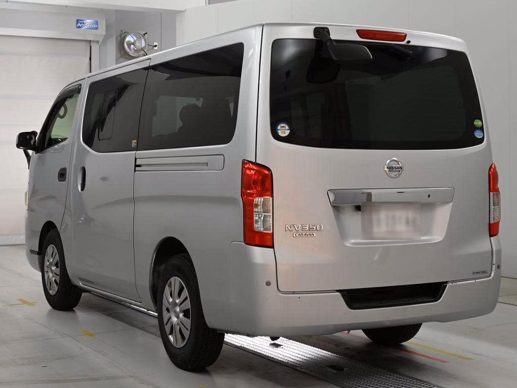 NISSAN NV350 CARAVAN