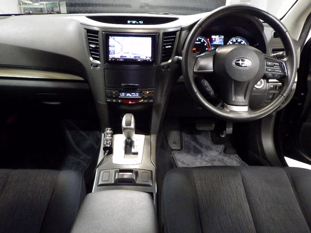 SUBARU LEGACY