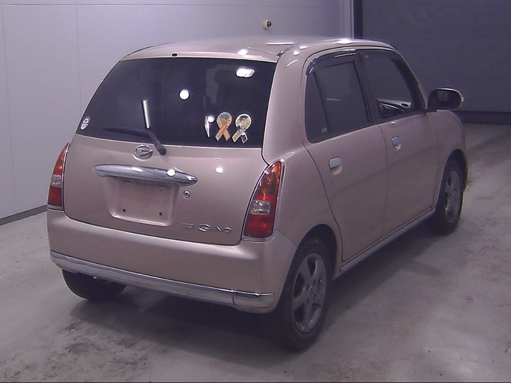 DAIHATSU MIRA GINO