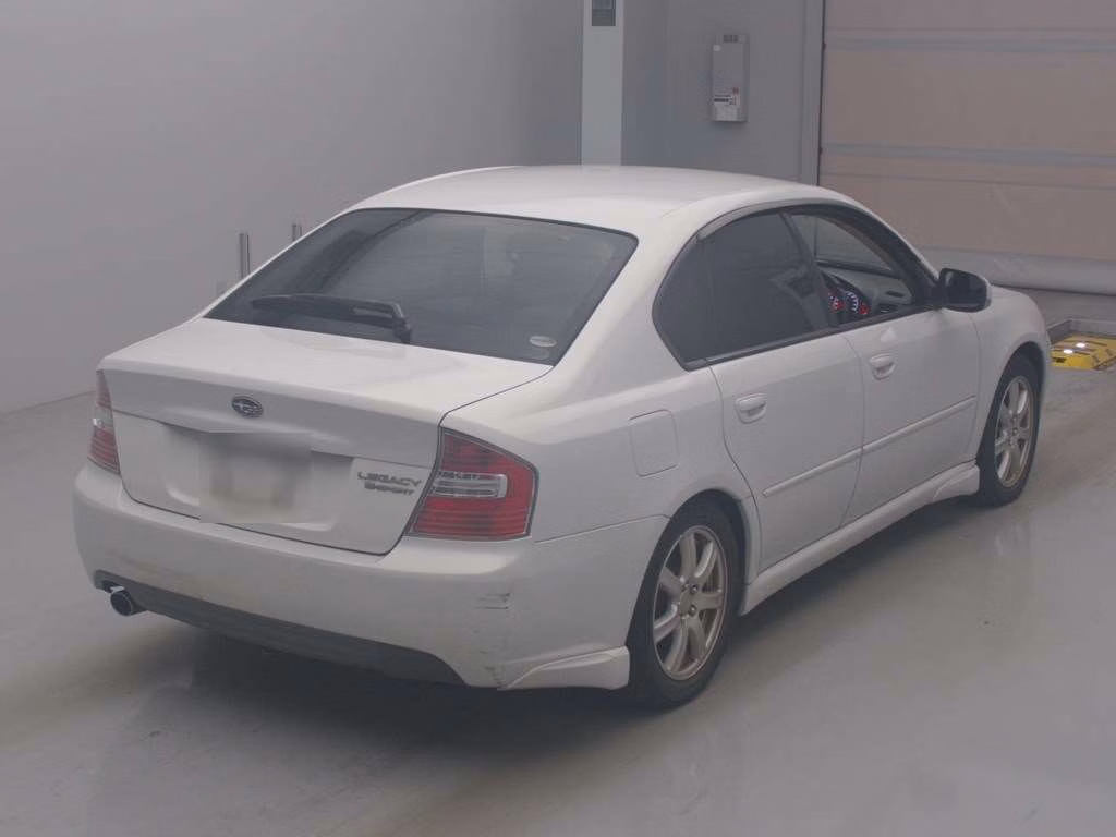 SUBARU LEGACY B4