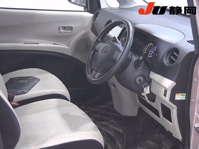 SUBARU LUCRA