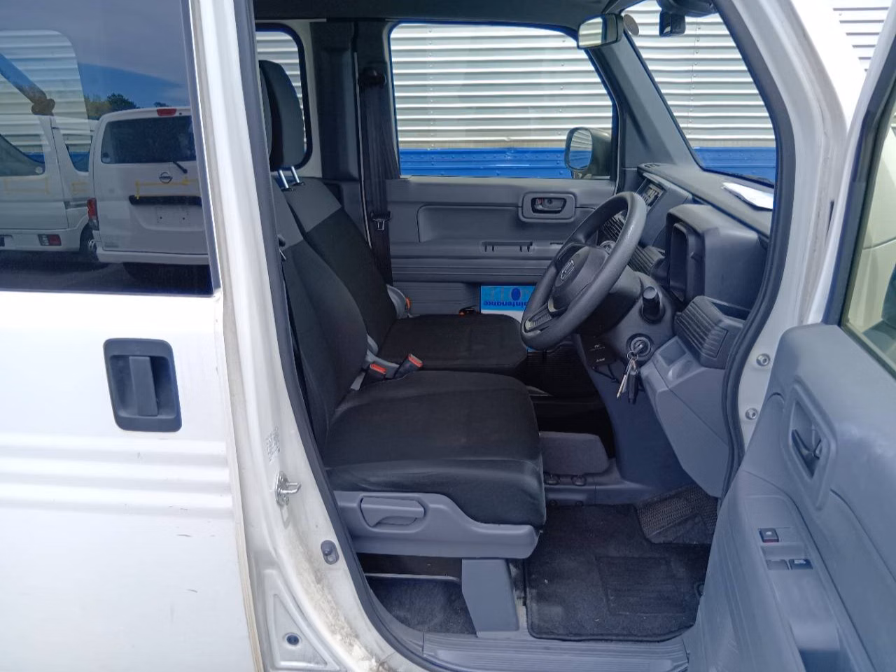 HONDA N-VAN