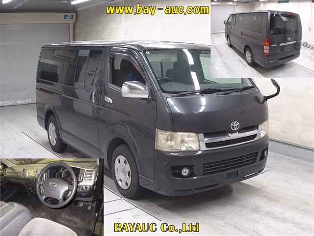 TOYOTA REGIUS ACE