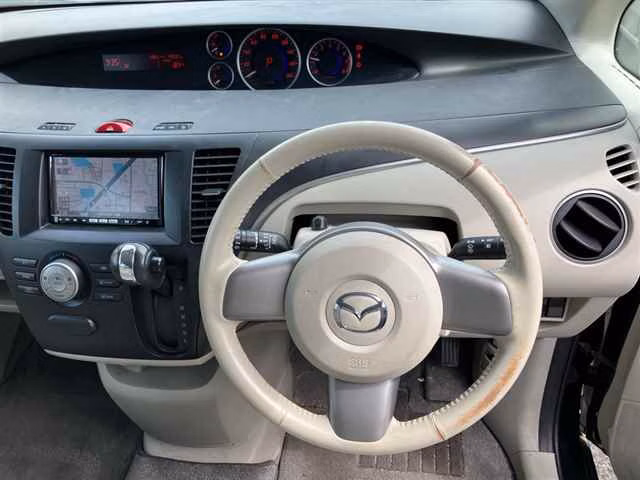 MAZDA BIANTE