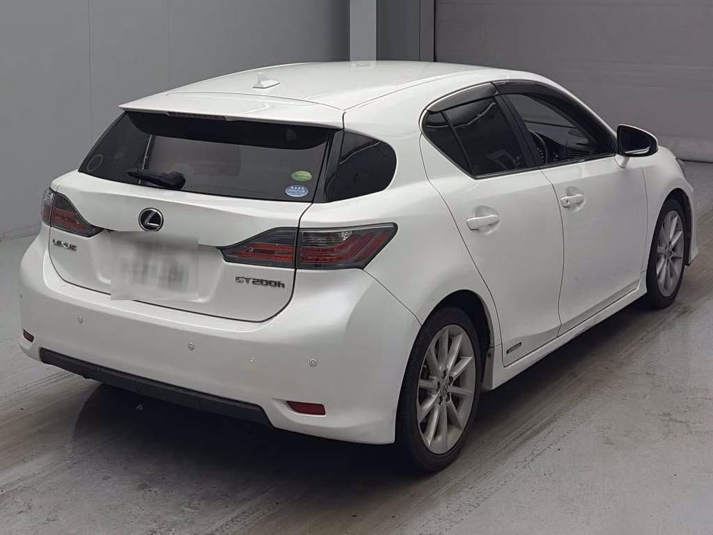 LEXUS CT200H