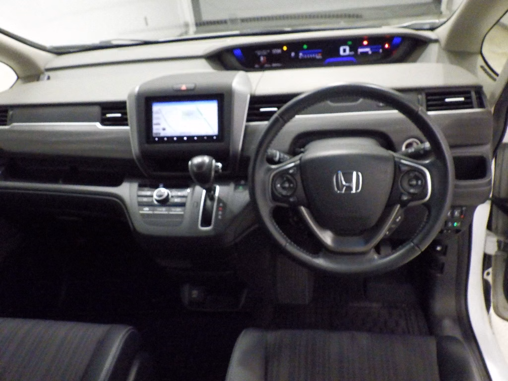 HONDA FREED+