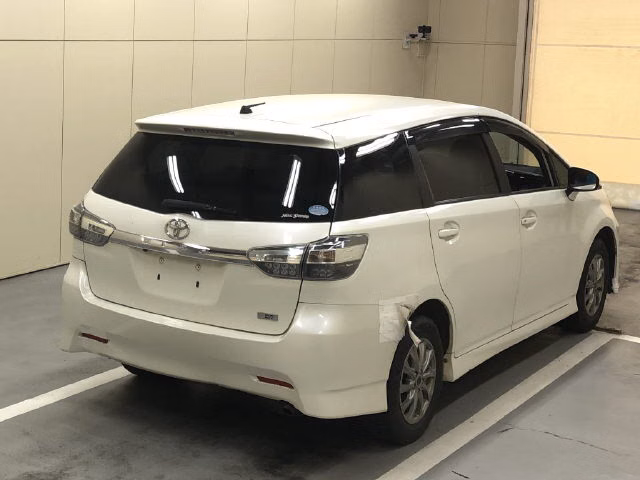 TOYOTA WISH