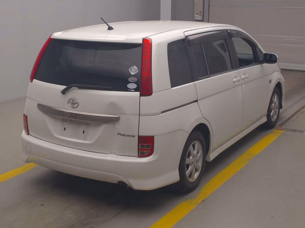 TOYOTA ISIS