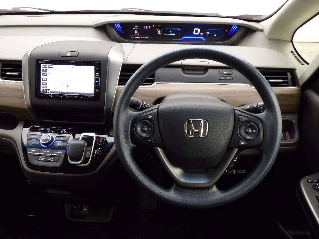 HONDA FREED+