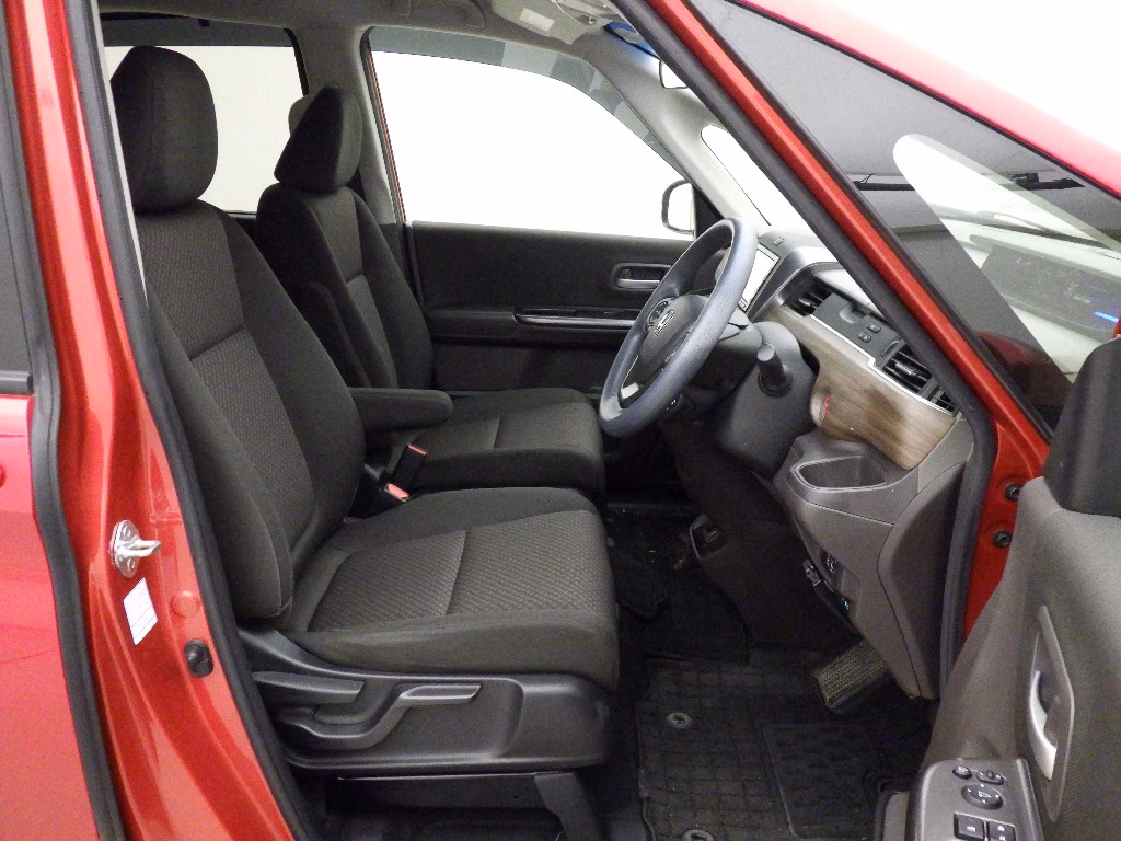 HONDA FREED+