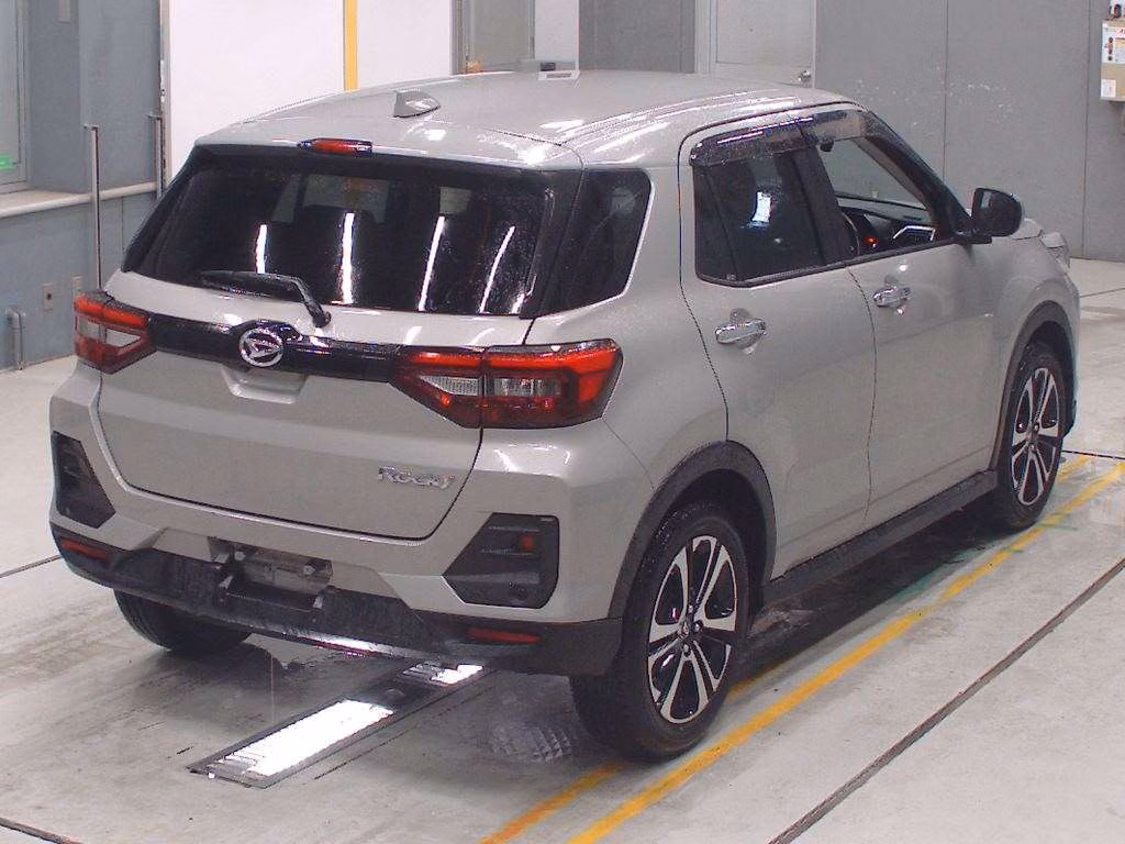 DAIHATSU ROCKY