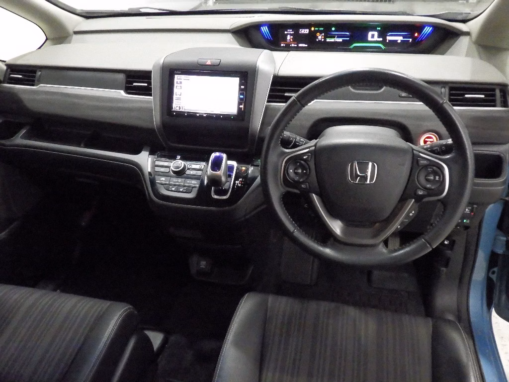 HONDA FREED+